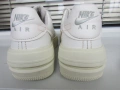 Дамски маратонки Nike Air Force 1 PLT.AF.ORM  , снимка 2