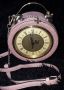 Дизайнерска  чанта часовник  за изискани  дами, снимка 1 - Чанти - 45827680