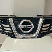 Оригинална предна решетка (маска) за Nissan Qachqai / Нисан Кашкай (2010-2014), снимка 2 - Части - 45654913