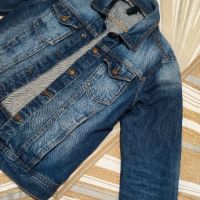Дънково яке Benetton Jeans , снимка 1 - Якета - 45745547