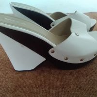 Дамски бели обувки на платформа, снимка 2 - Други - 45157812
