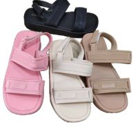 Семпли дамски сандали с изчистен дизайн (001) - 4 цвята, снимка 1 - Сандали - 45403222