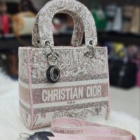 дамски висококачествени чанти christian dior , снимка 3 - Чанти - 45689534