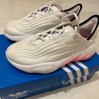 Adidas обувки , снимка 1 - Маратонки - 45436185