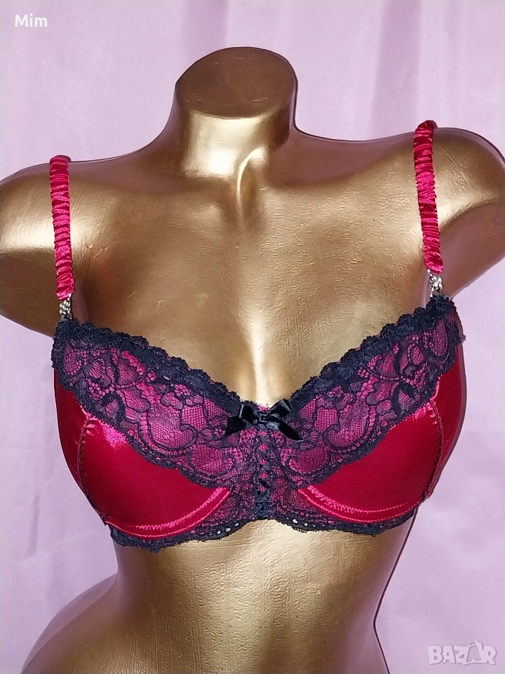 75 В Червен сатенен сутиен с черна дантела , снимка 1