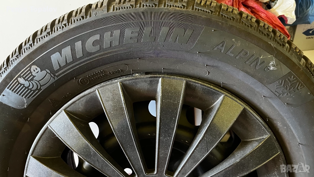 Зимни гуми с джанти Michelin Alpin 6 195/65 R15, снимка 1