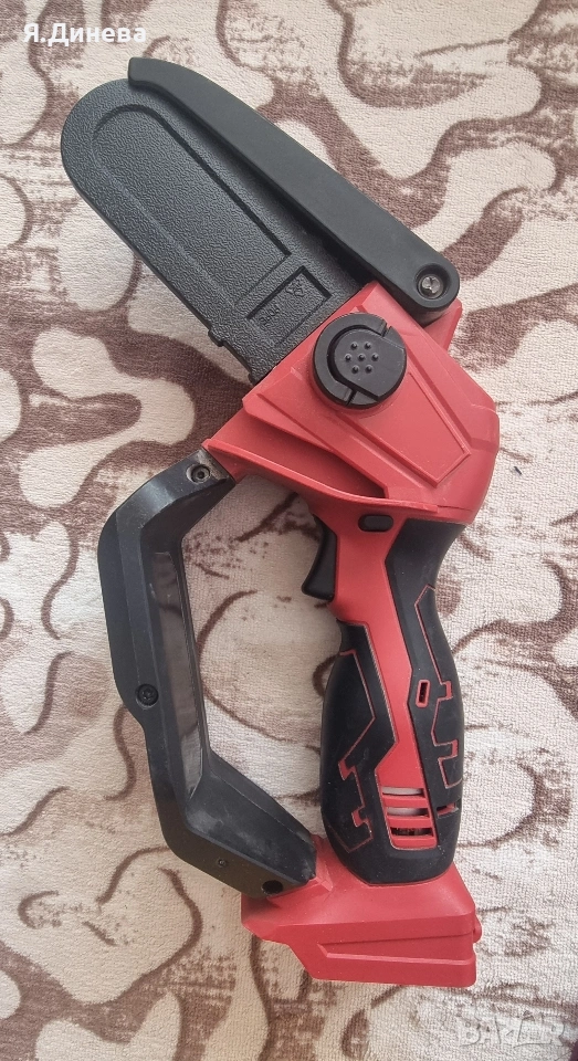 Акумулаторен трион за части , снимка 1