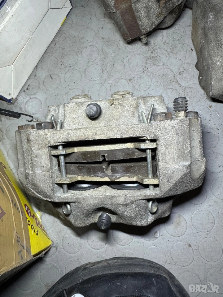 СПИРАЧЕН АПАРАТ МОСКВИЧ 412-2140 С НАКЛАДКИ НОВ ОРИГИНАЛЕН, снимка 1