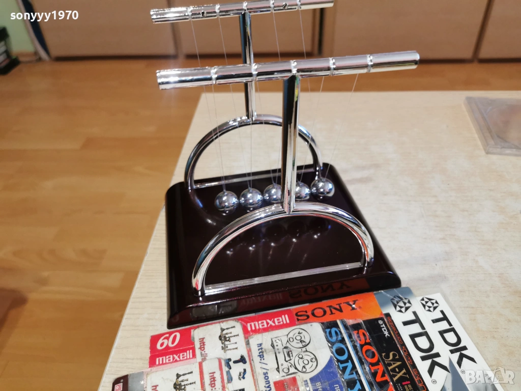 Люлката на Нютон-18х18х15см-стоманени топчета 1501261052, снимка 1