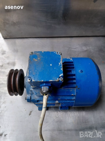 електродвигател 0,75 кв, снимка 1