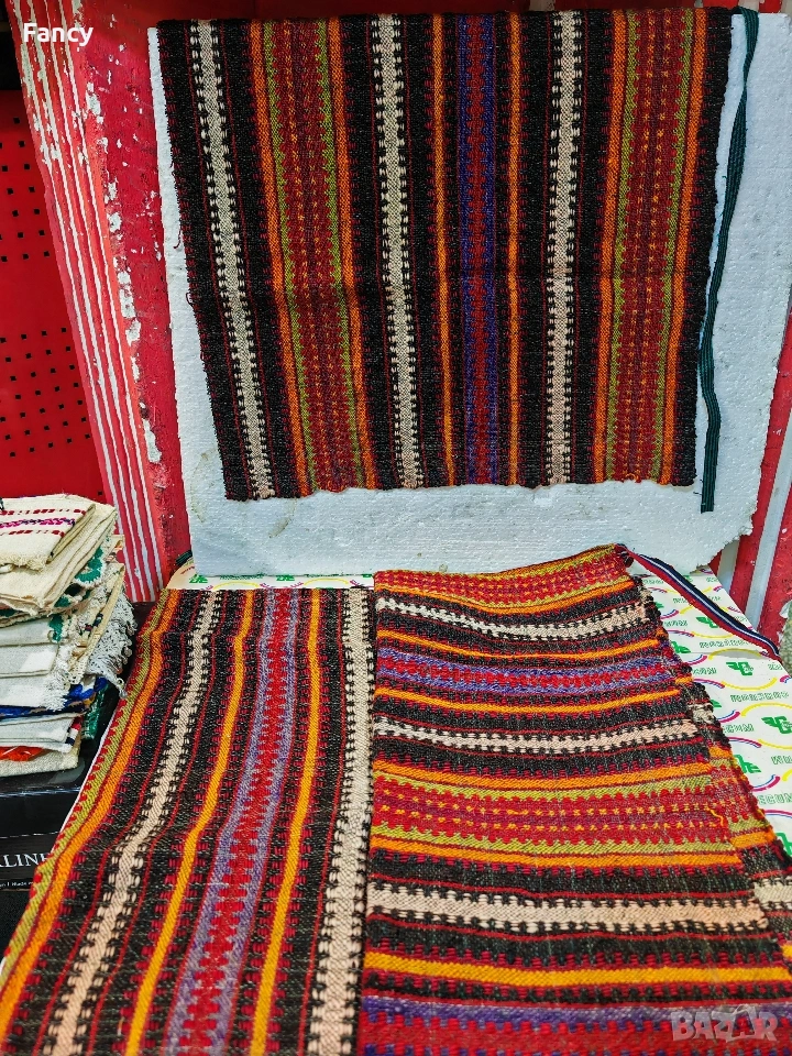 Нови пристилки 3 бр, снимка 1