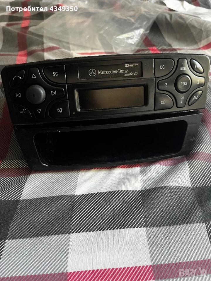 Mercedes W203 радио Becker, снимка 1