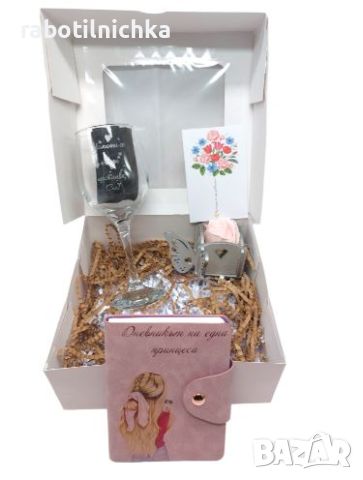 Подаръчна кутия с чаша за вино, цвете и тефтер, снимка 1 - Сувенири от дърво - 45710396