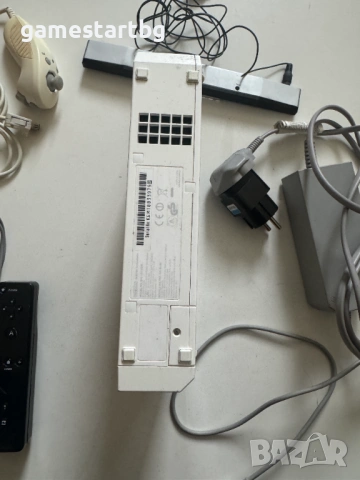 Nintendo Wii - хакнато, снимка 2 - Nintendo конзоли - 53413271