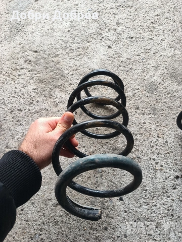 Предни Пружини Kayaba от Opel Astra H, снимка 3 - Части - 53463070