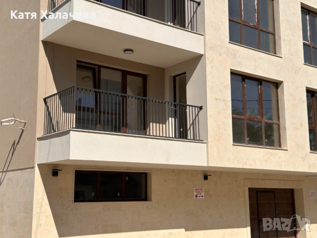 Продавам Панорамен двустаен апартамент -в гр. Варна , ж.к. Бриз. Апартамента е на ет. 3 / 6 , в нова, снимка 16 - Апартаменти - 53615208