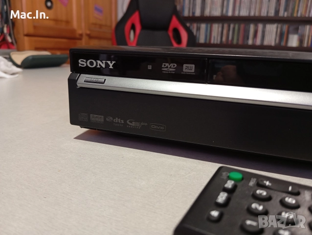 SONY DVD Recorder RDR-HXD1070, снимка 4 - Плейъри, домашно кино, прожектори - 52773635