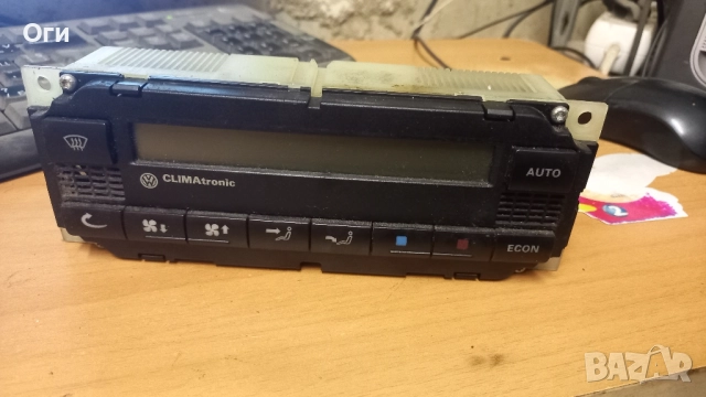 Панел климатроник за Голф 4 и Пасат В5 3B1 907 044 B / 5HB 007 617-10