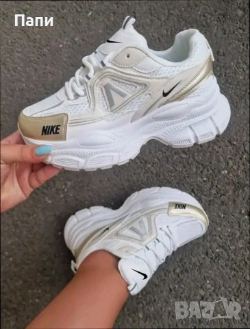 Дамски маратонки Nike 
