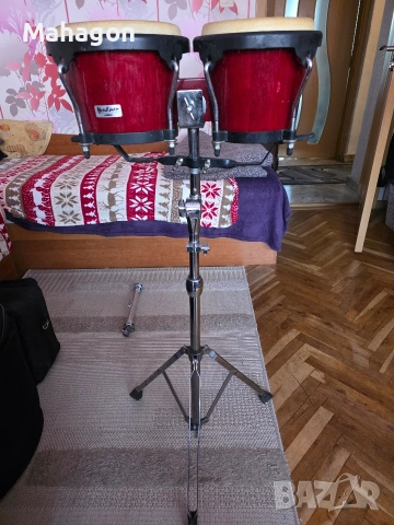 Бонгоси със стойка 