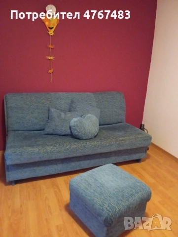 Продавам  гарнитура 