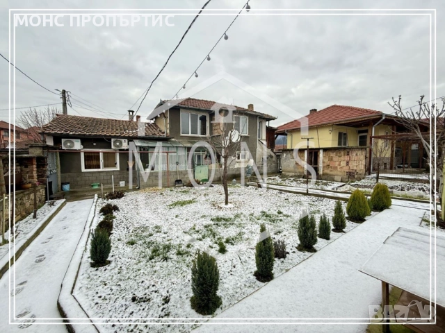 Двуетажна къща с двор и гараж в гр. Севлиево, обл. Габрово., снимка 10 - Къщи - 53111203