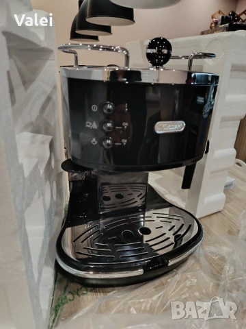 Кафе машина delonghi, снимка 3 - Кафемашини - 53850242