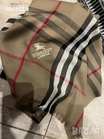 Burberry  шал , снимка 7 - Шалове - 48264924