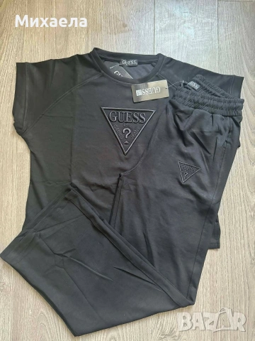 Дамски комплекти Guess - два цвята - 39€, снимка 3 - Спортни екипи - 53932893