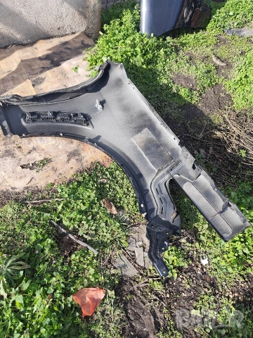 Ляв и Десен калник -Infiniti fx30-Qx70 -, снимка 5 - Части - 53536775