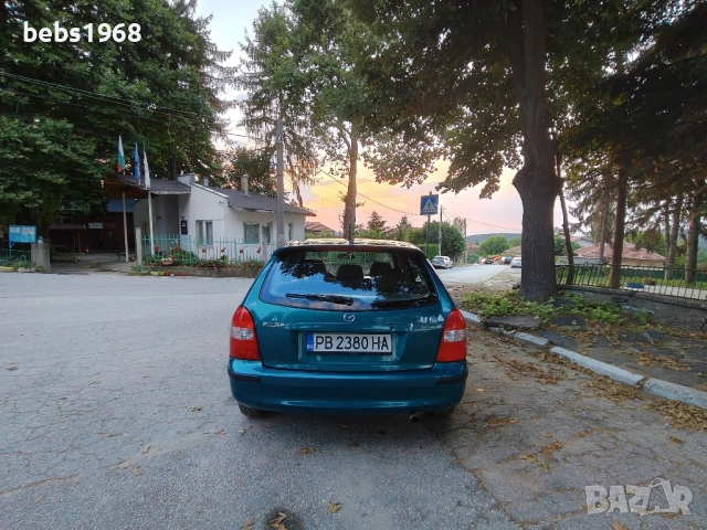 Продава се Mazda 323f, снимка 5 - Автомобили и джипове - 51463328