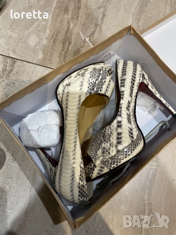 Louis Vuitton обувки зебра , снимка 7 - Дамски обувки на ток - 51705830