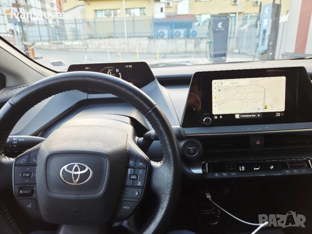 Toyota Prius 2023, снимка 9 - Автомобили и джипове - 52170269