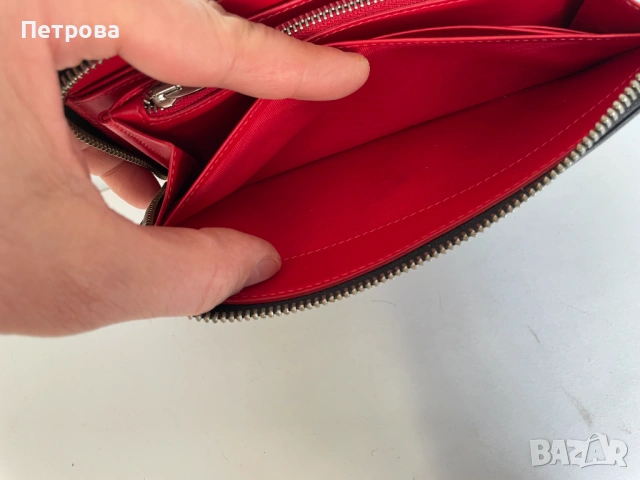 Кожен портфейл Christian Louboutin Оригинал, снимка 11 - Портфейли, портмонета - 51767203