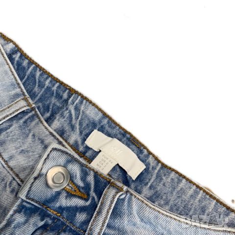 Дамски дънкови къси панталони H&M | 34 EUR, снимка 4 - Къси панталони и бермуди - 45395352
