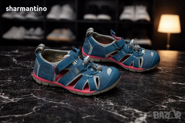 Keen сандали N 24 за момиче