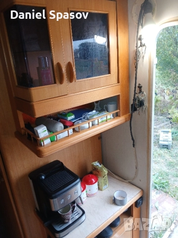 Продавам каравана Хоби Престиж 94г., снимка 11 - Каравани и кемпери - 52085652