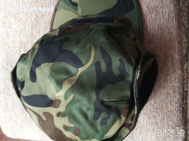 зимна камуфлажна шапка