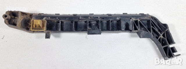 Заден Десен Държач Скоба Задна Броня Honda Civic 8 VIII Хонда Сивик 2005г-2011г, снимка 2 - Части - 54040355