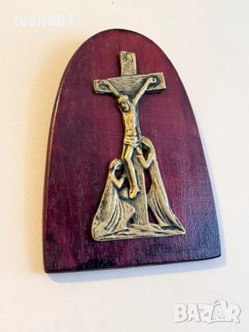 Дървено пано - Разпятие Христово