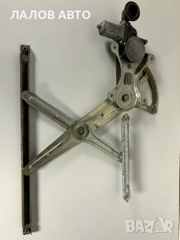 Преден десен стъклоповдигач моторче Тойота Хилукс Toyota Hilux 85720-0K010