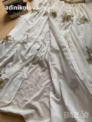 Бяла плажна пола със златни бродерии, снимка 2 - Поли - 45282289