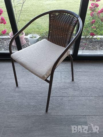 столове с възглавнички, снимка 2 - Столове - 46062597