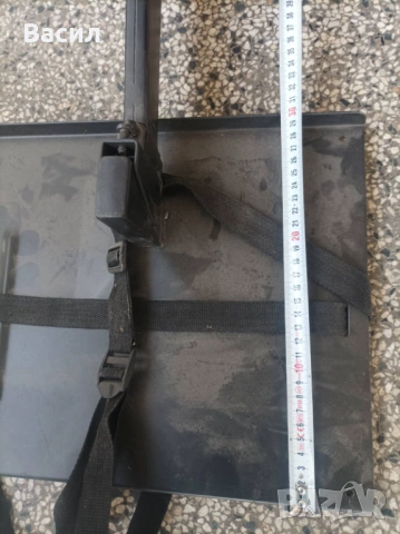 Стойка за стена