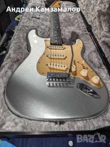 Fender Ultra Stratocaster, снимка 4 - Китари - 47798785