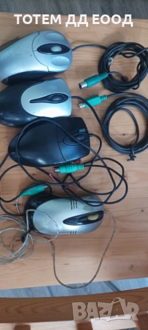 Компютърна периферия, снимка 15 - Монитори - 49760071