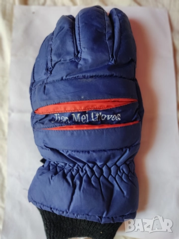 Зимен екип Екипи за ски Яке и панталон - гащеризон Екип за мотор с протектори Ръкавици за ски, снимка 13 - Спортна екипировка - 51953639