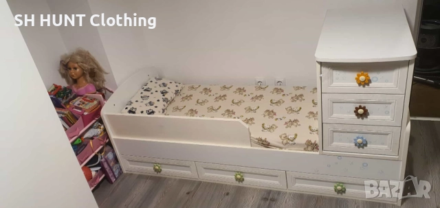 Бебешка детска кошара с люлеещ механизъм легло скрин и два матрака Magniflex Pierre Cardin, снимка 4 - Бебешки легла и матраци - 52515286