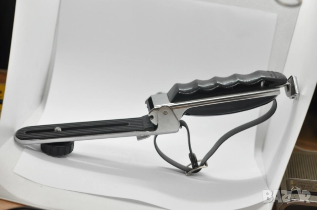 Ръкохватка за камера, снимка 4 - Чанти, стативи, аксесоари - 52468308