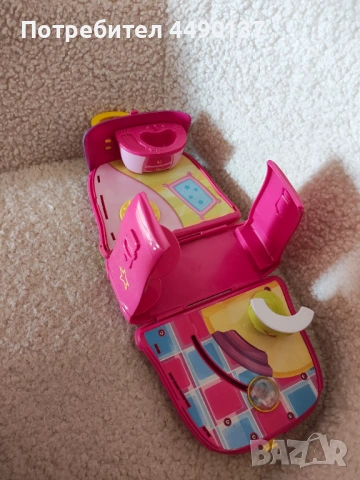 Кукленска къща с допълнително 4 кукли като чанти, снимка 5 - Други - 53847947